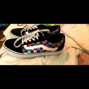 Womens vans like new shoes 8 1/2.